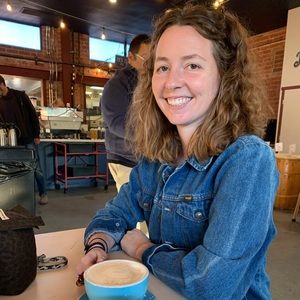 Meet your Posher, Lauren